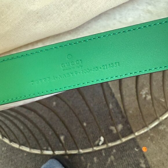 Gucci 709974 Unisex Black Leather Belt with Ceramic Green G Buckle, 100 or 105 - Picture 11 of 15